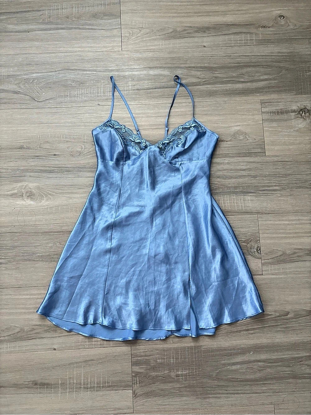 Vintage Y2K Victoria's Secret satin Lace Chemise Slip in Blue